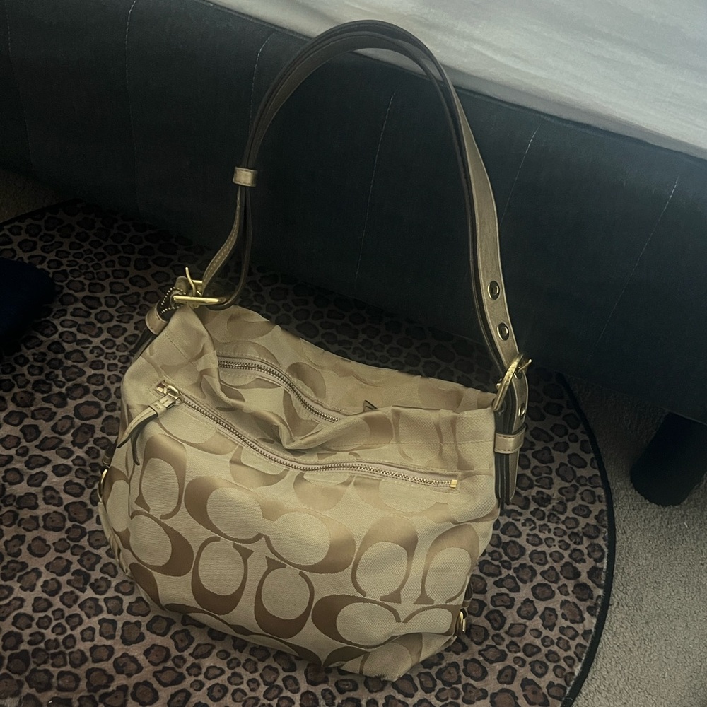 Vintage Coach hobo shoulder bag